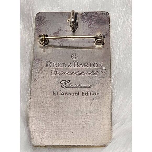 Vintage Reed and Barton Damascece Christmas 1st Annual Edition Brooch - Picture 3 of 4